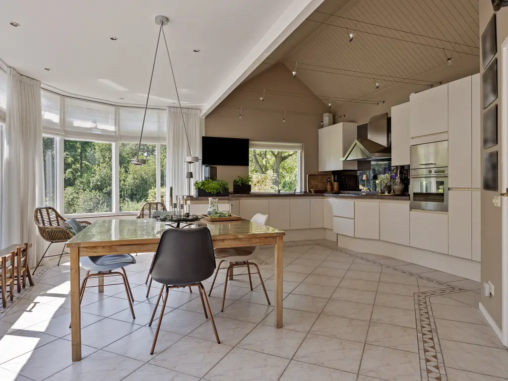 Vijverweg 33, DORDRECHT