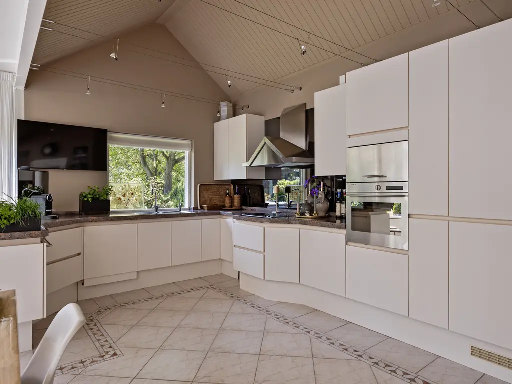 Vijverweg 33, DORDRECHT