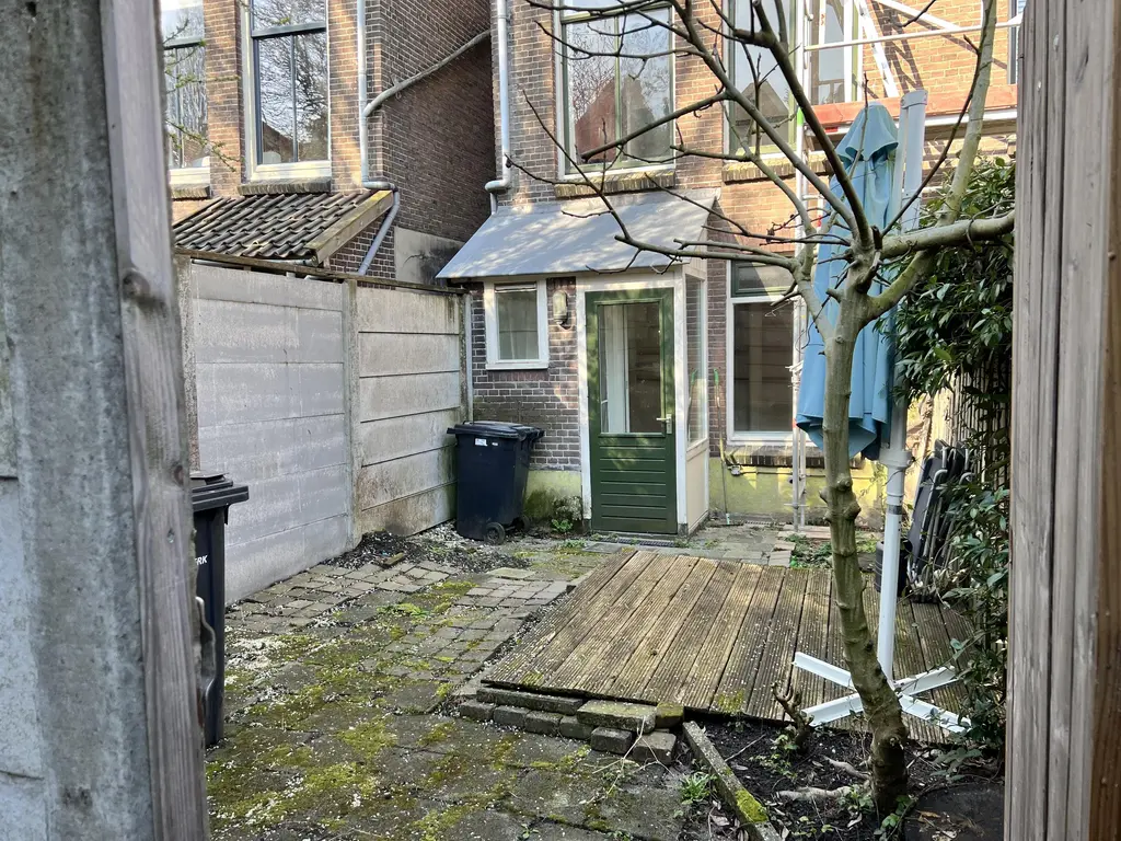 Hoge Bakstraat 22, DORDRECHT