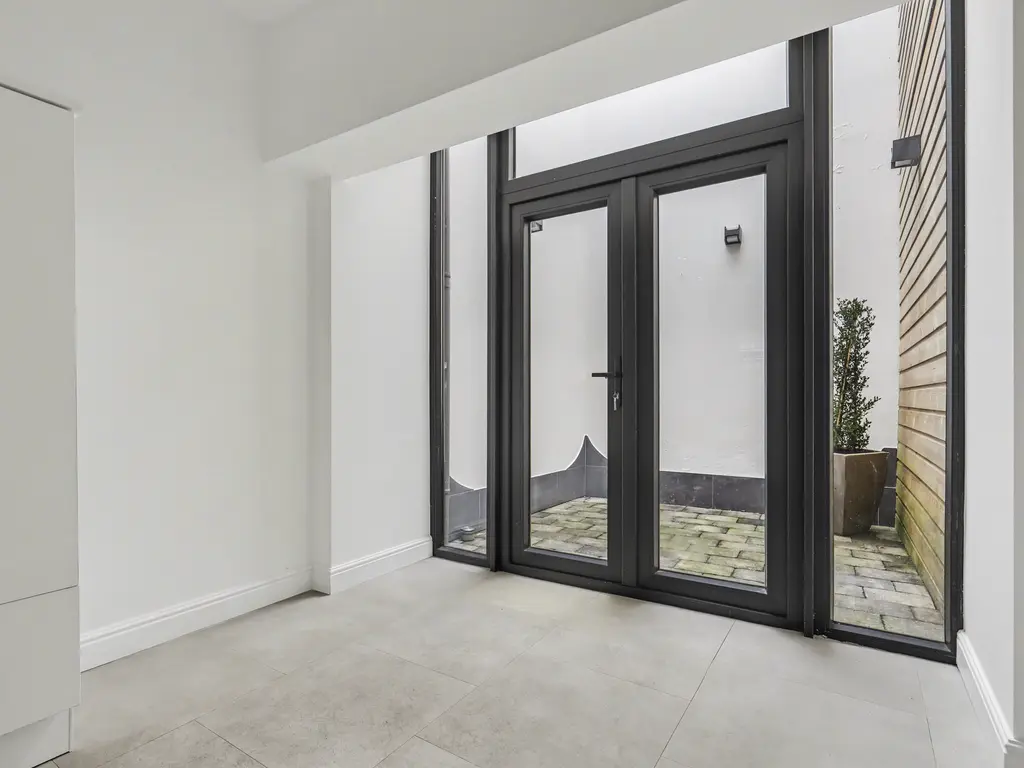 Weeshuisplein 23, DORDRECHT