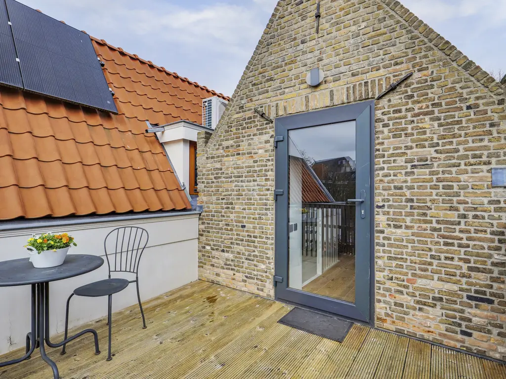 Weeshuisplein 23, DORDRECHT