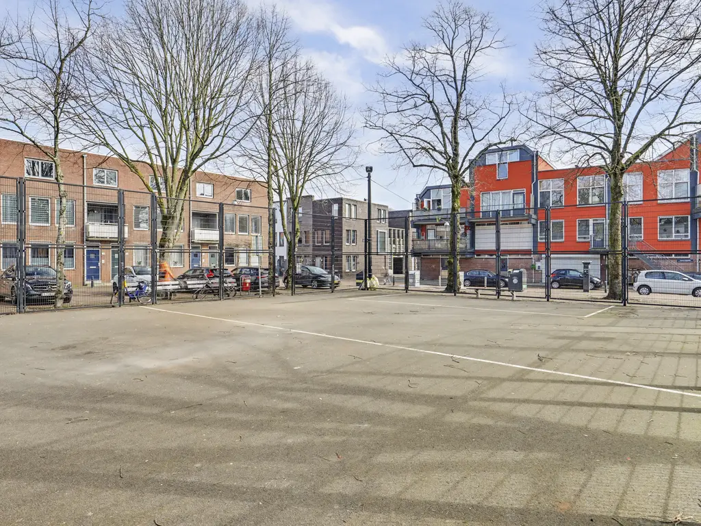 Weeshuisplein 23, DORDRECHT