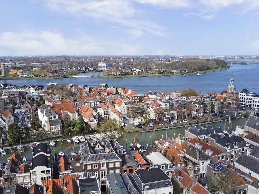 Weeshuisplein 23, DORDRECHT