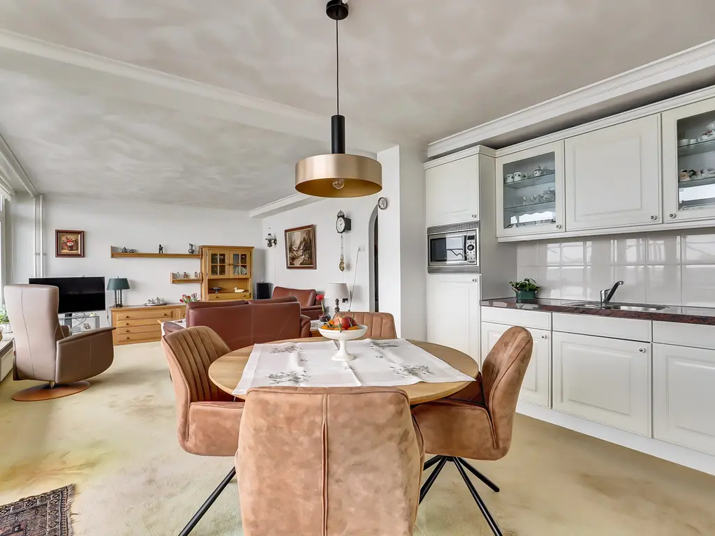 Maasplein 15, ZWIJNDRECHT