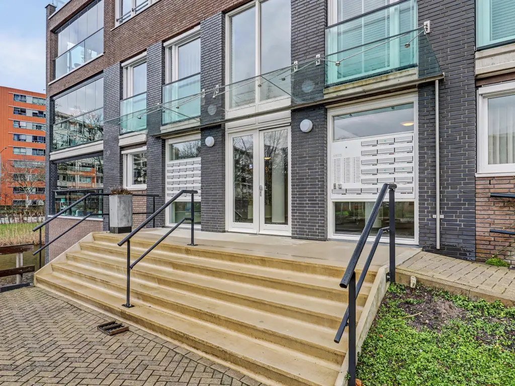 Campanula 3 38, DORDRECHT