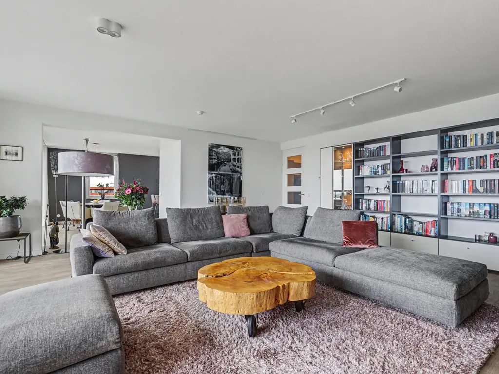 Campanula 3 38, DORDRECHT