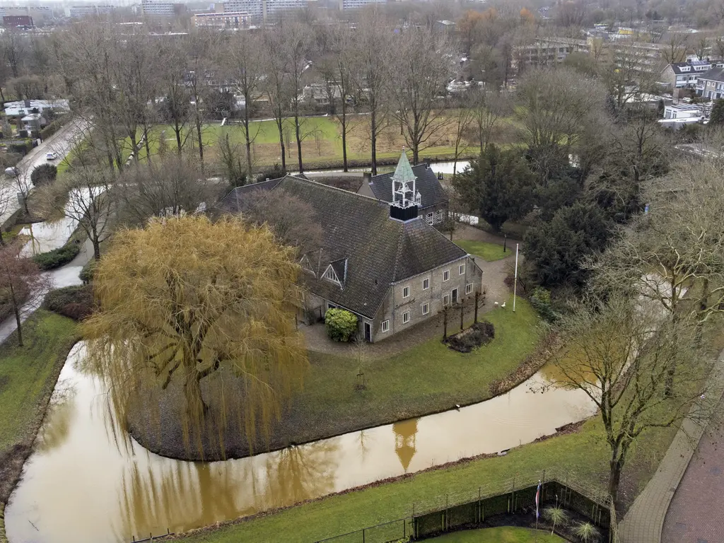 Campanula 3 38, DORDRECHT