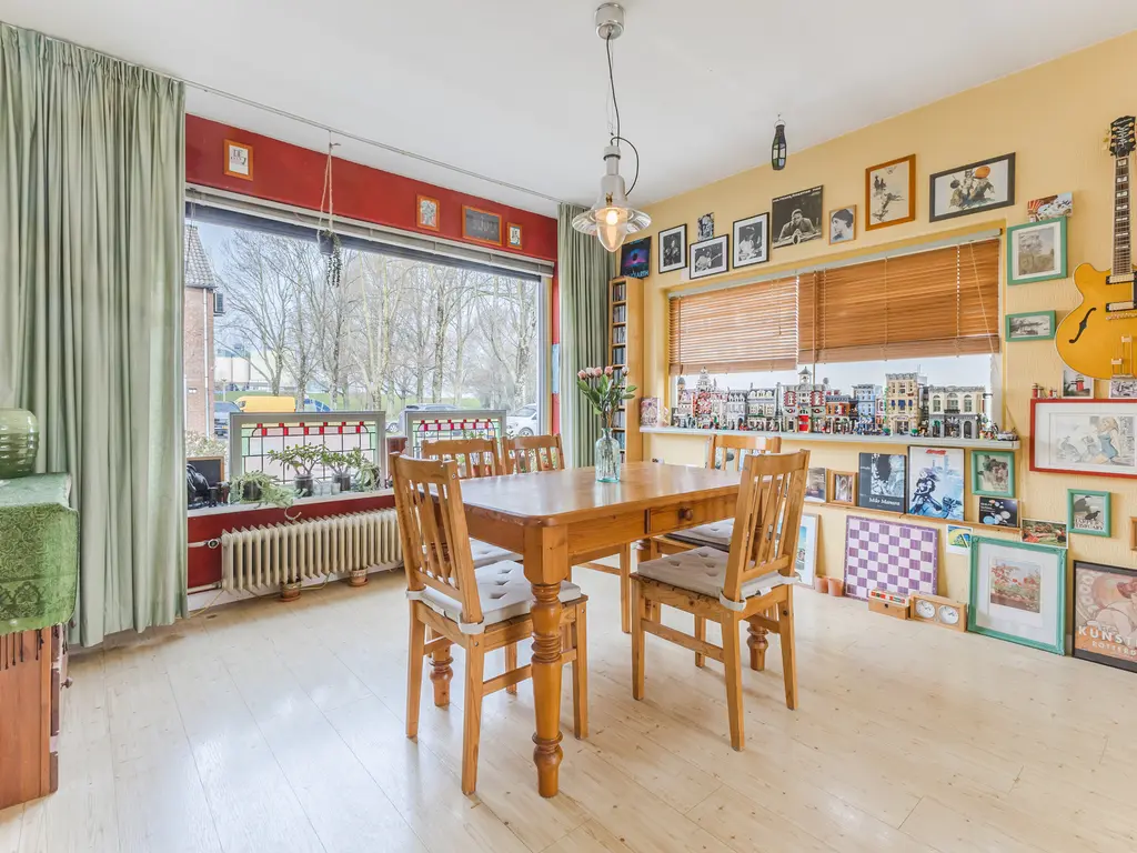 Louis Couperusstraat 1, PAPENDRECHT