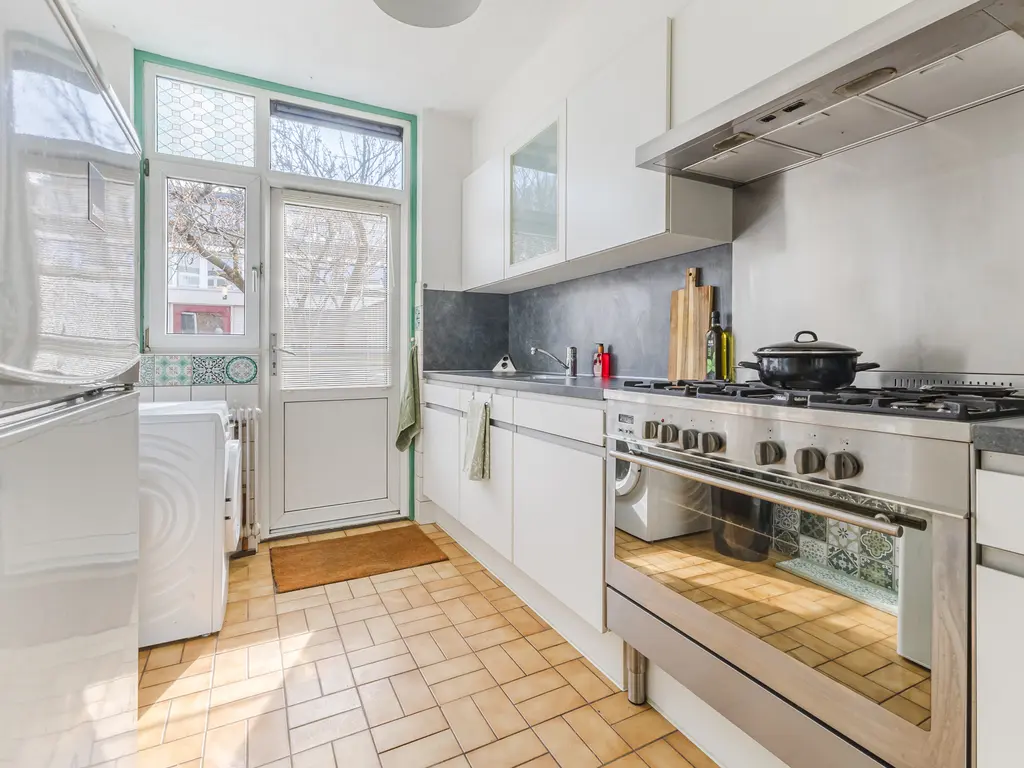 Louis Couperusstraat 1, PAPENDRECHT