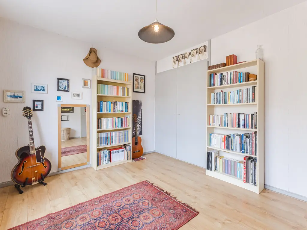 Louis Couperusstraat 1, PAPENDRECHT