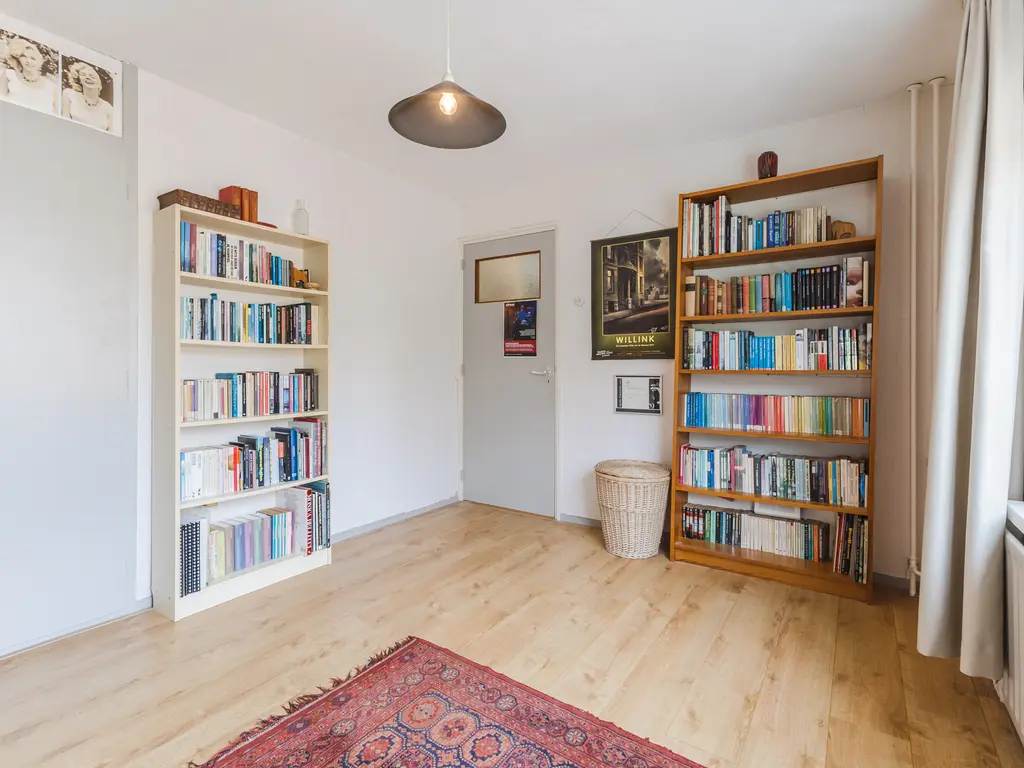 Louis Couperusstraat 1, PAPENDRECHT