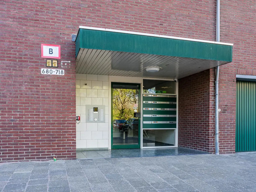 Zernikelaan 694, PAPENDRECHT