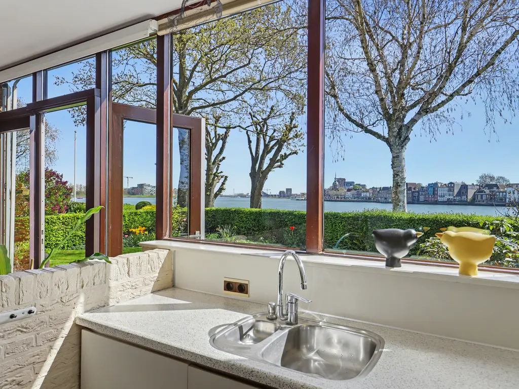 Delta 3, ZWIJNDRECHT