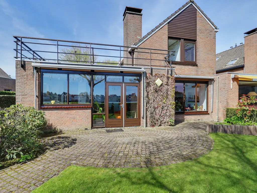 Delta 3, ZWIJNDRECHT