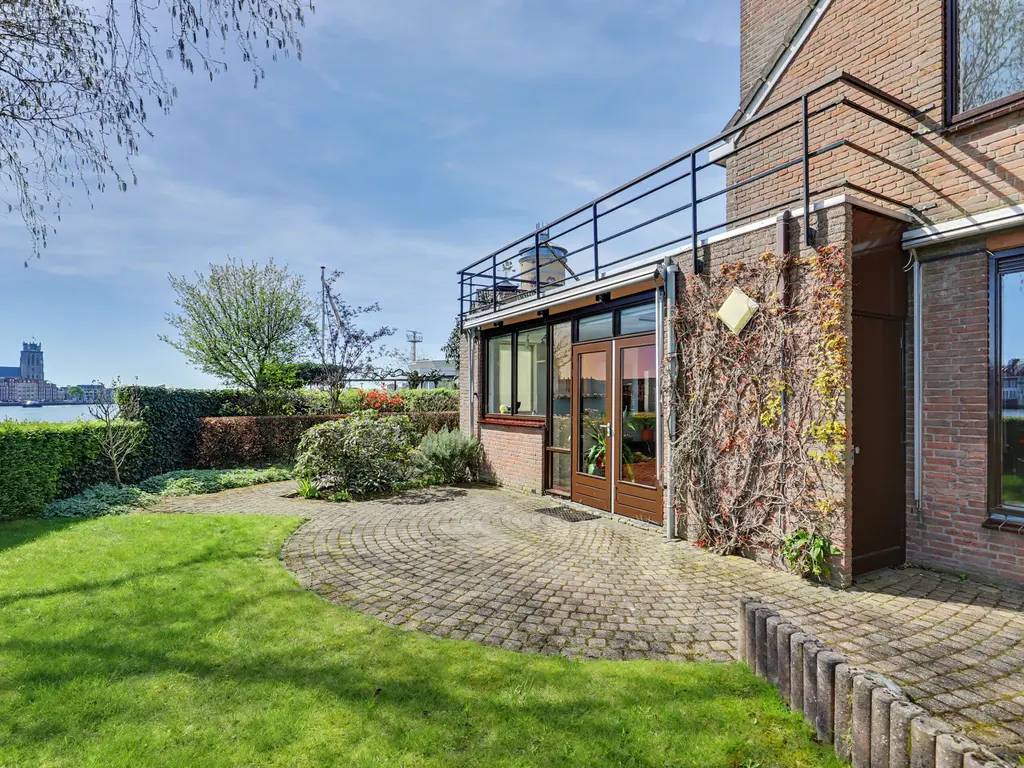 Delta 3, ZWIJNDRECHT