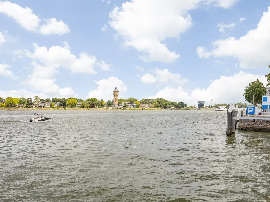 Hooikade 5, DORDRECHT