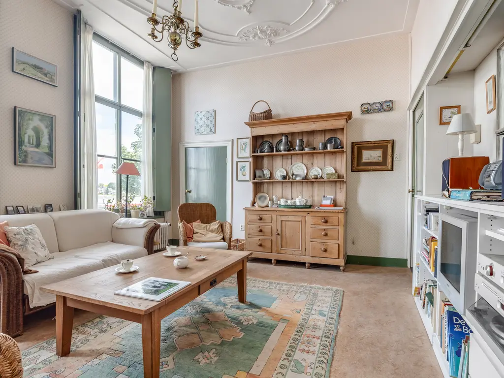 Hooikade 5, DORDRECHT