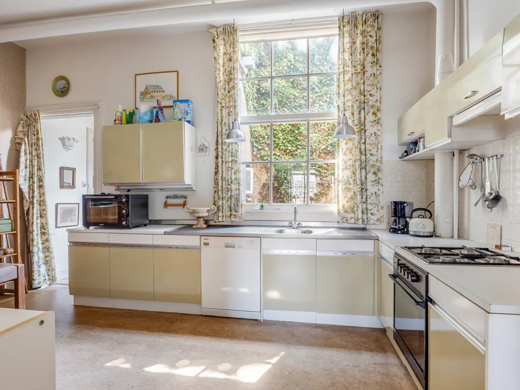 Hooikade 5, DORDRECHT