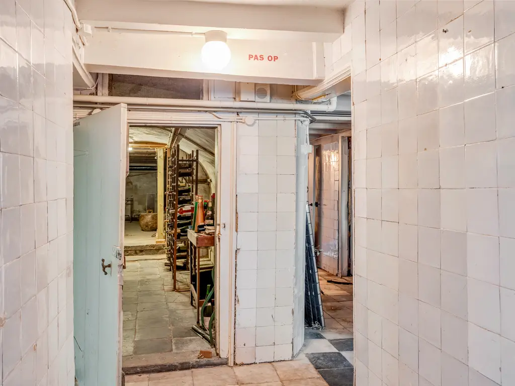 Hooikade 5, DORDRECHT