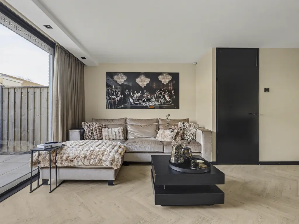 Johanna Naber-erf 344, DORDRECHT