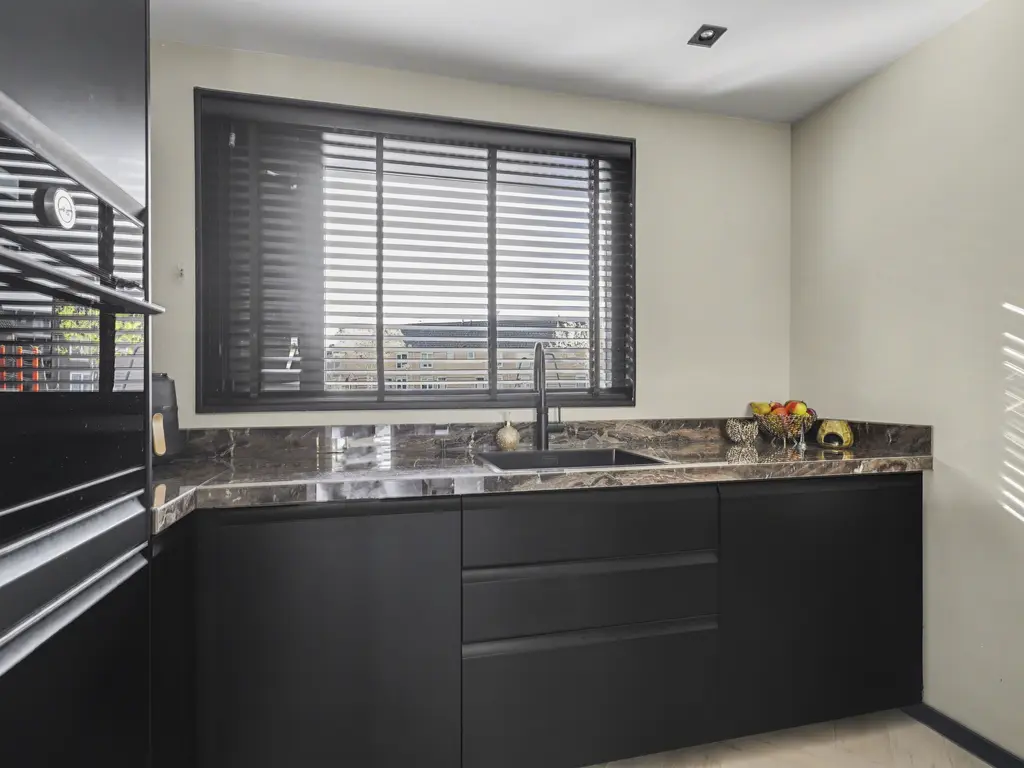 Johanna Naber-erf 344, DORDRECHT