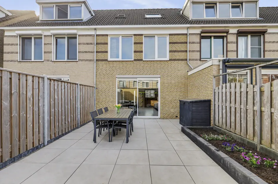 Johanna Naber-erf 344