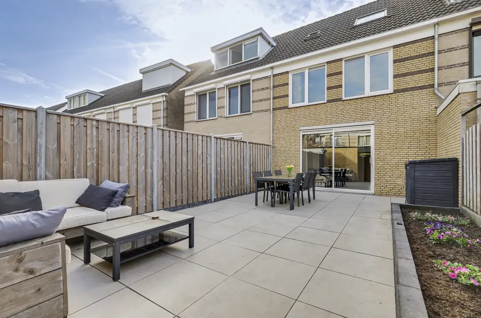 Johanna Naber-erf 344