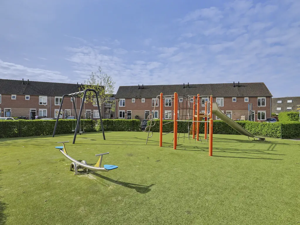 Johanna Naber-erf 344, DORDRECHT