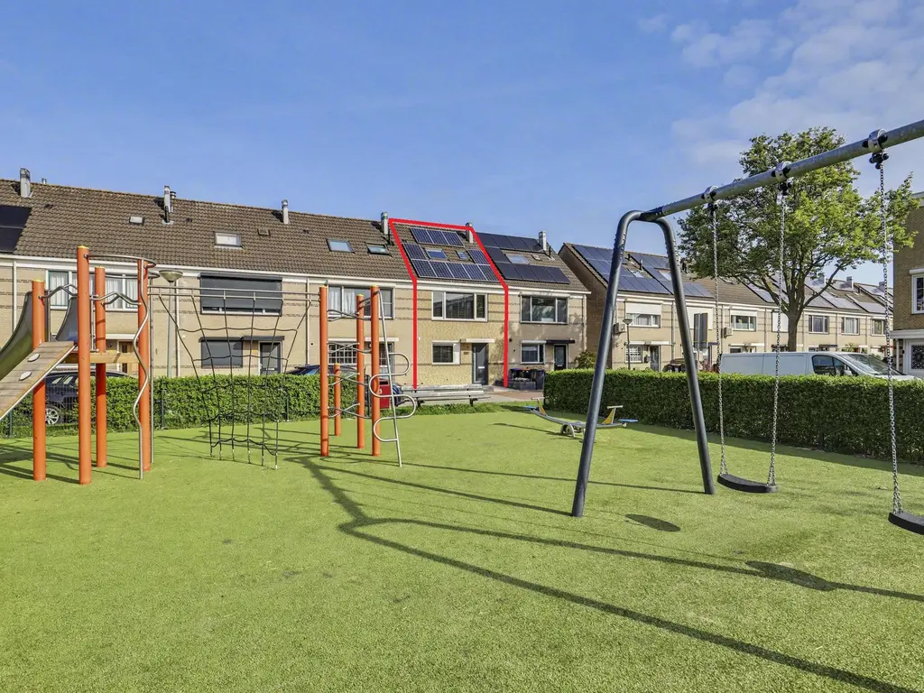 Johanna Naber-erf 344, DORDRECHT