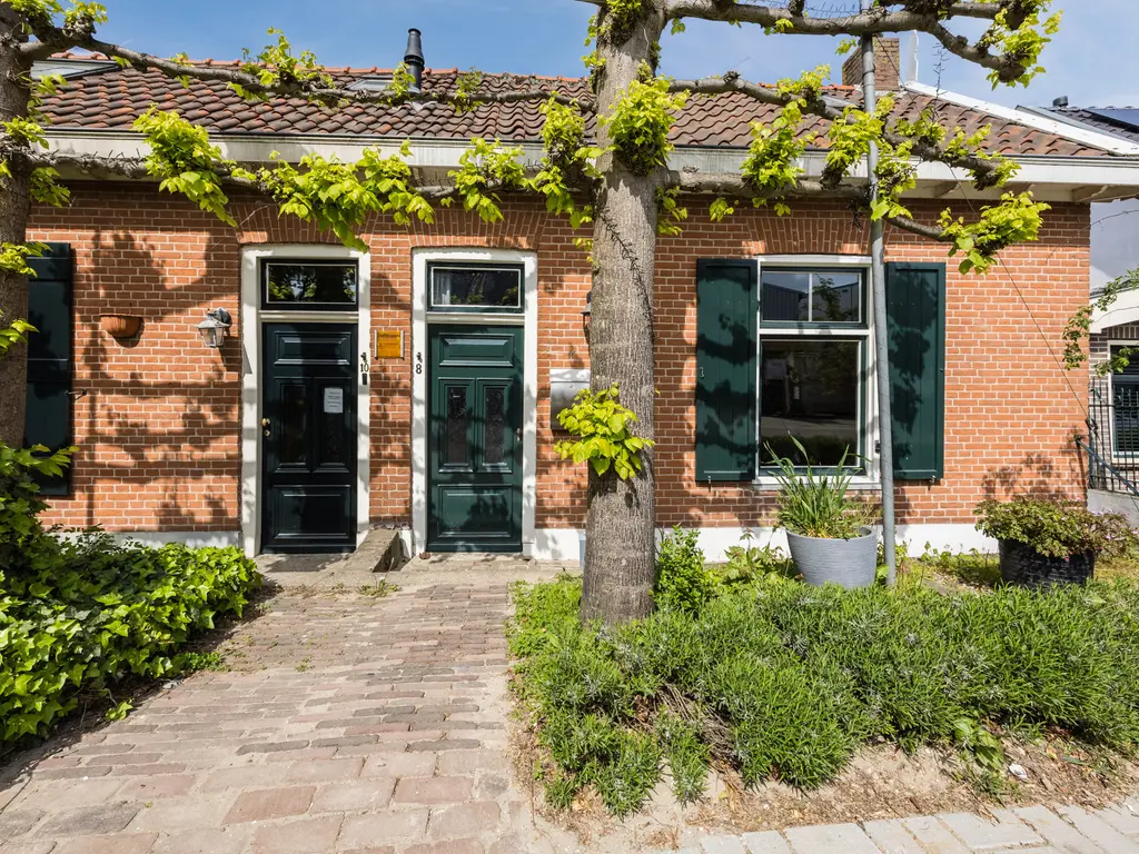 Oosteind 8, PAPENDRECHT