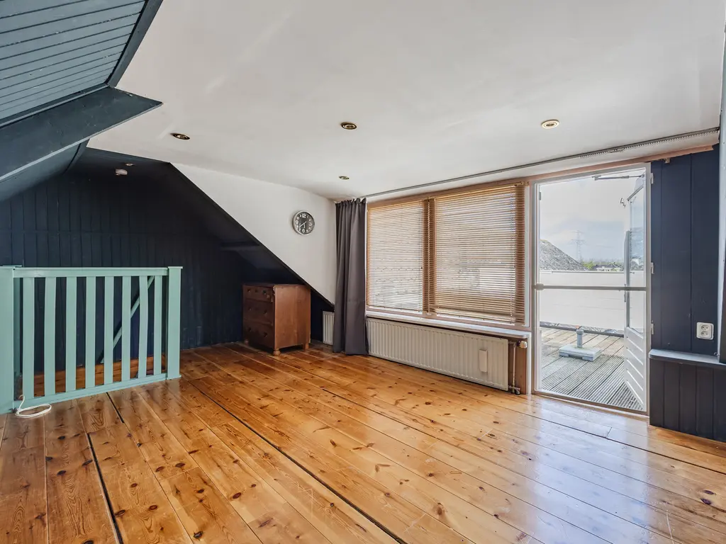 Oosteind 8, PAPENDRECHT