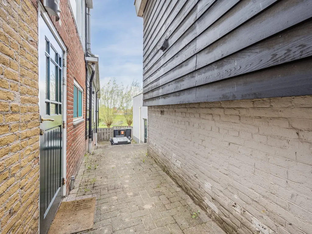 Oosteind 8, PAPENDRECHT