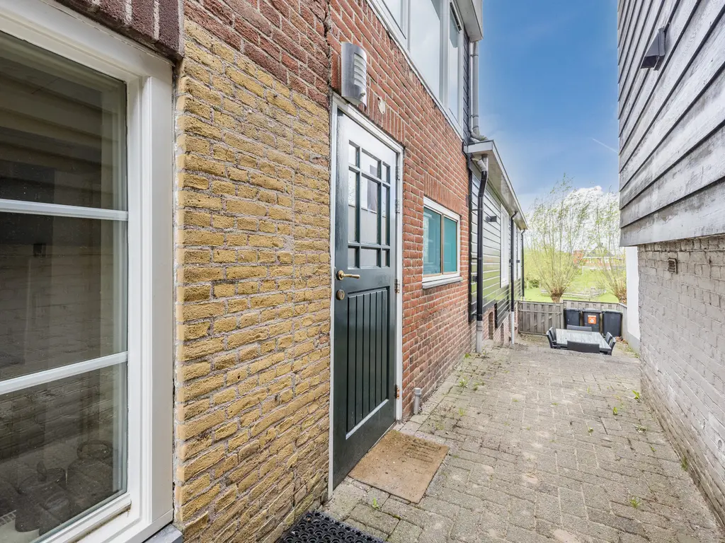 Oosteind 8, PAPENDRECHT