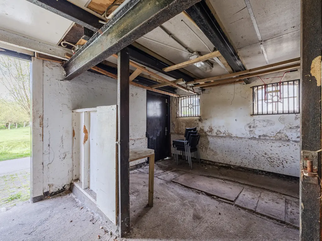 Oosteind 8, PAPENDRECHT