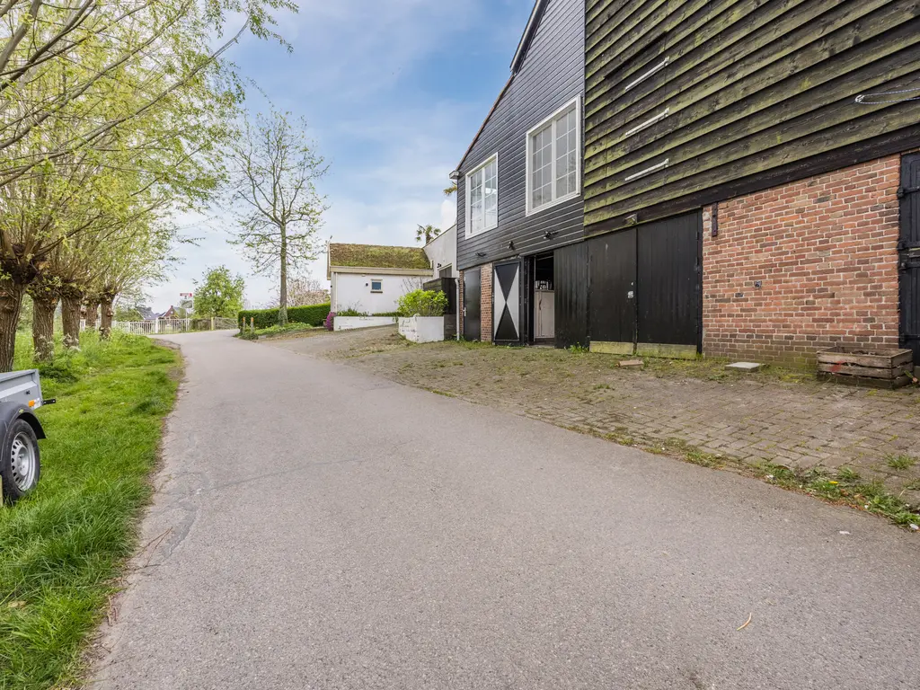 Oosteind 8, PAPENDRECHT