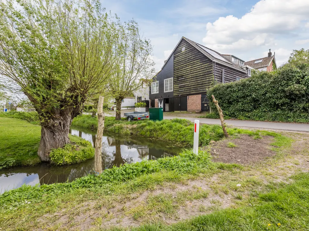 Oosteind 8, PAPENDRECHT