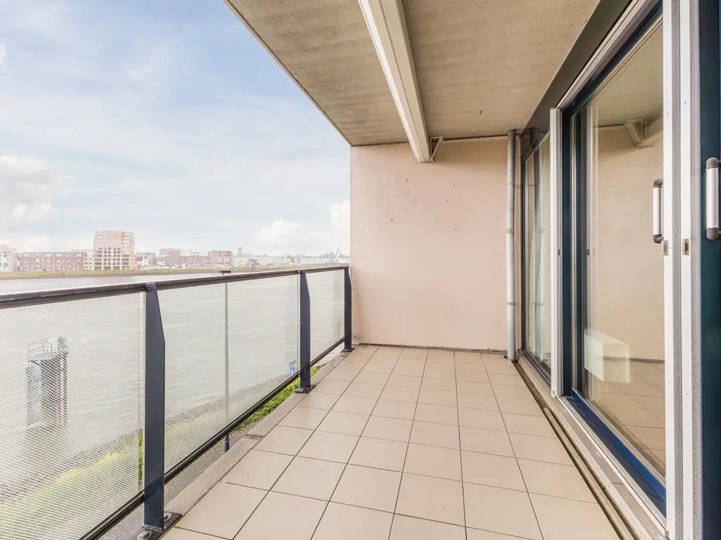 Veerdam 107, PAPENDRECHT