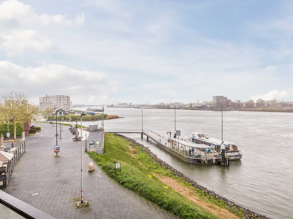 Veerdam 107, PAPENDRECHT