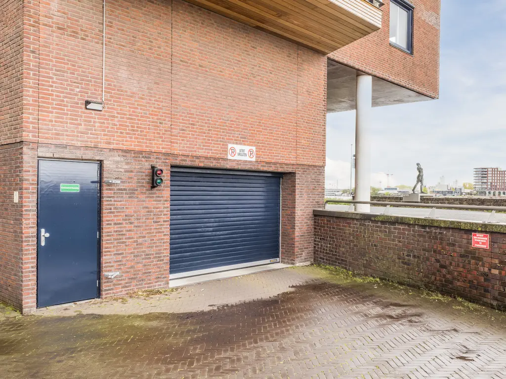 Veerdam 107, PAPENDRECHT