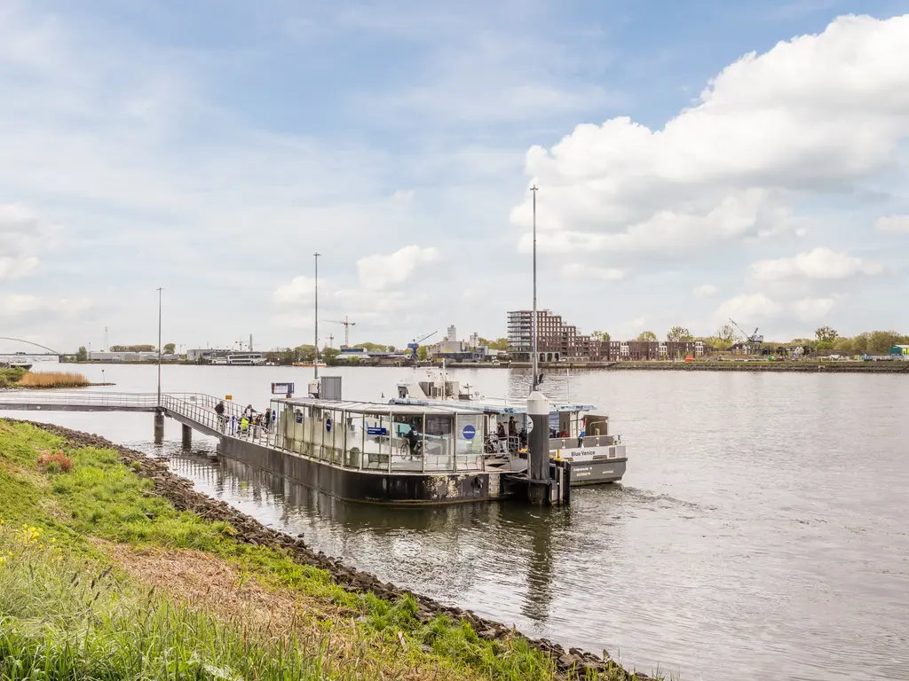 Veerdam 107, PAPENDRECHT