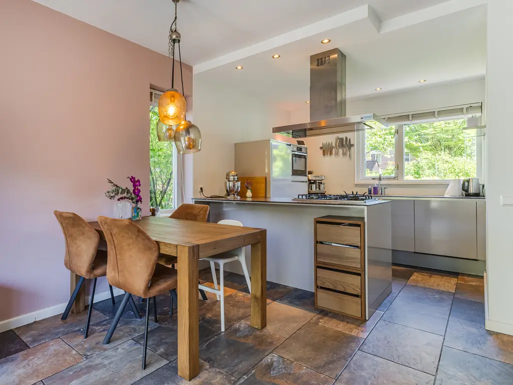 Ring 216, HENDRIK-IDO-AMBACHT