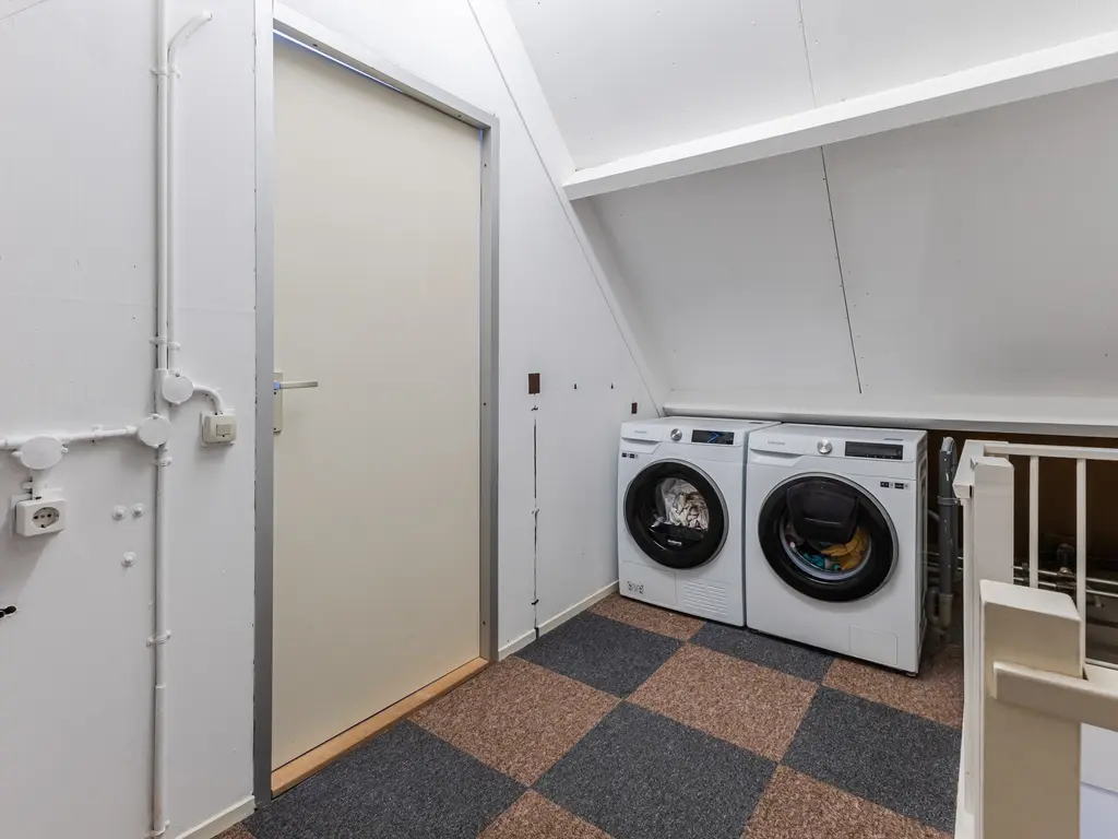 Ring 216, HENDRIK-IDO-AMBACHT