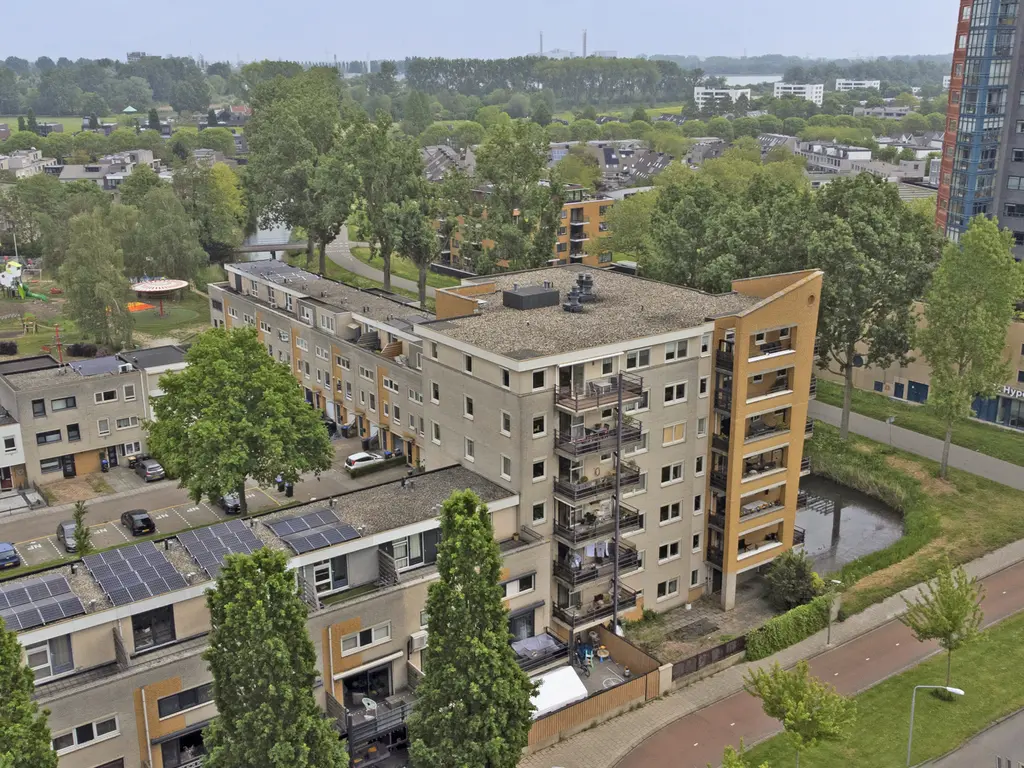 Merbau 104, DORDRECHT
