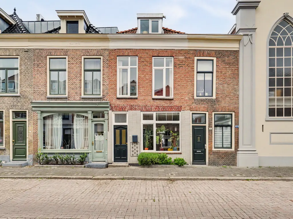 Kromhout 153, DORDRECHT
