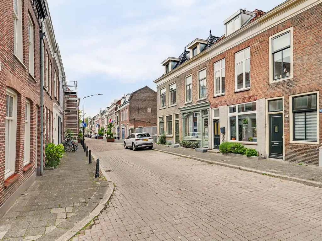 Kromhout 153, DORDRECHT
