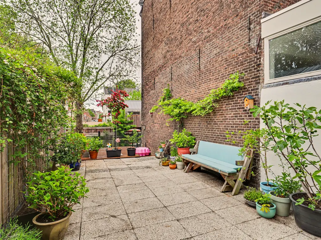 Kromhout 153, DORDRECHT
