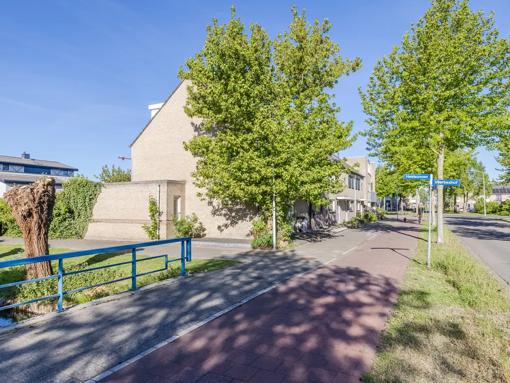 Cypressenlaan 1, PAPENDRECHT