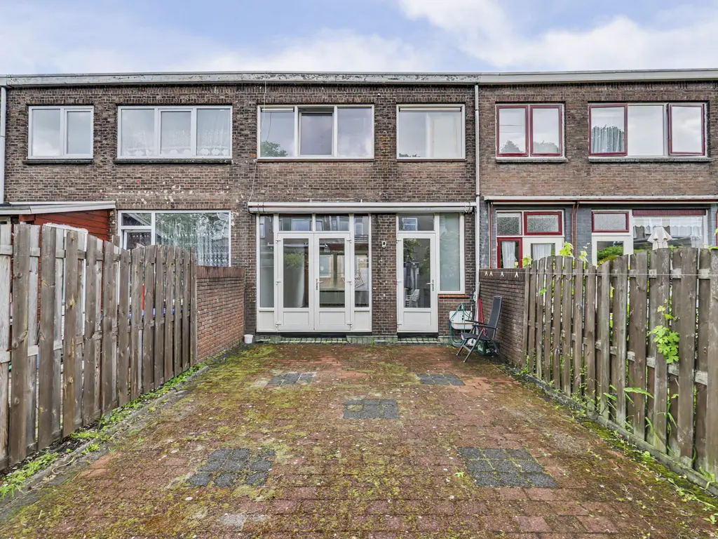 Betje Wolffstraat 11, DORDRECHT