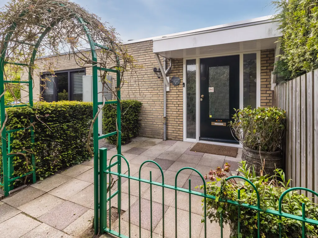 Rozenstraat 5, PAPENDRECHT