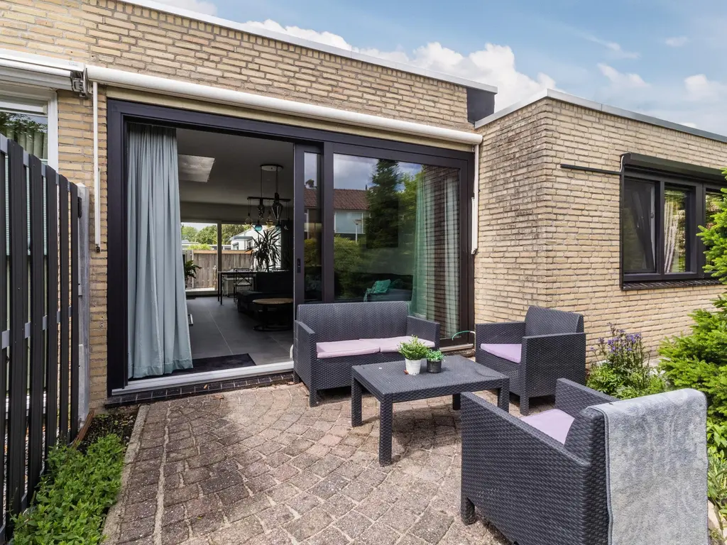 Rozenstraat 5, PAPENDRECHT